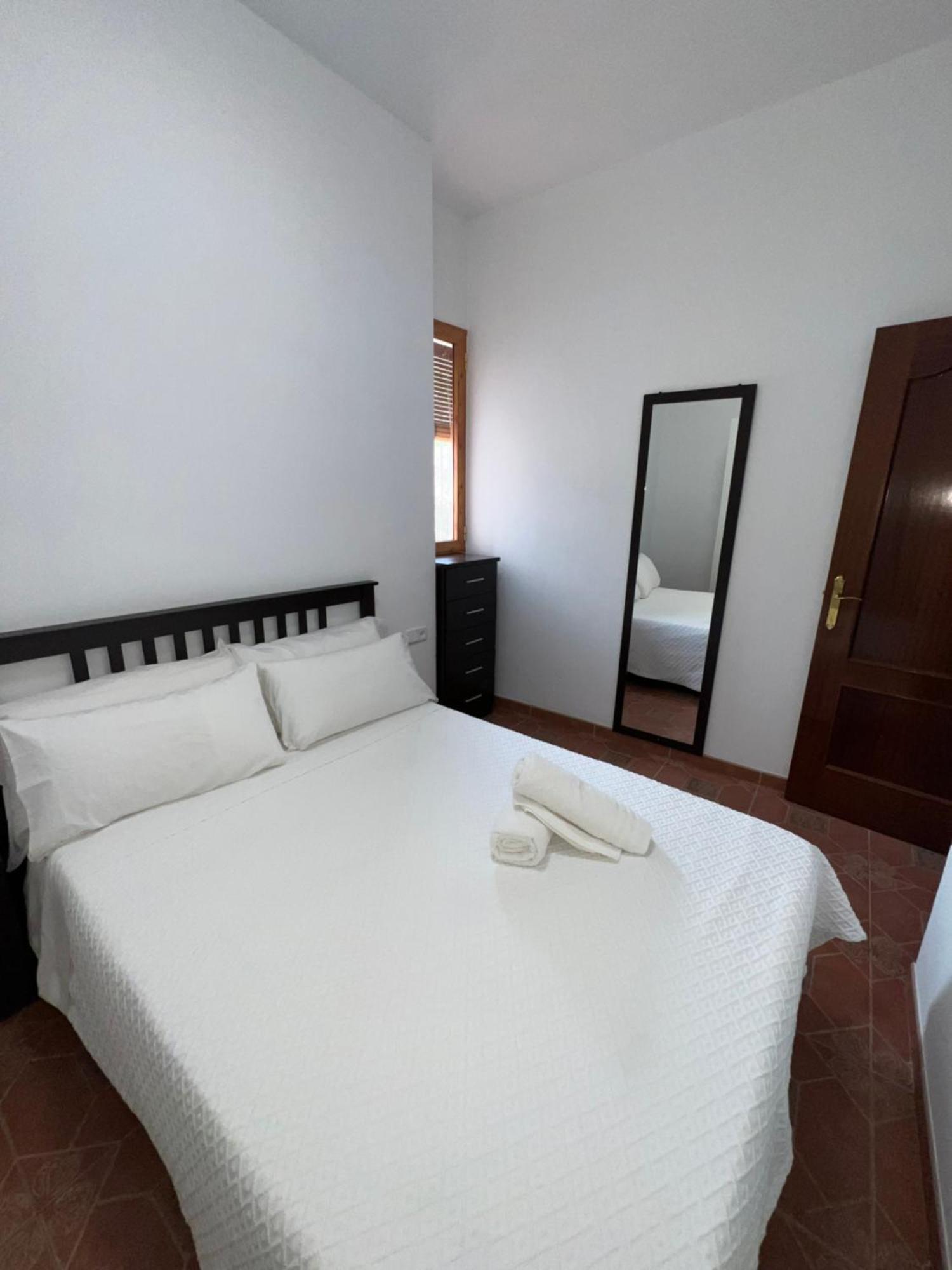 Apartamento La Muralla Cordoba Ngoại thất bức ảnh
